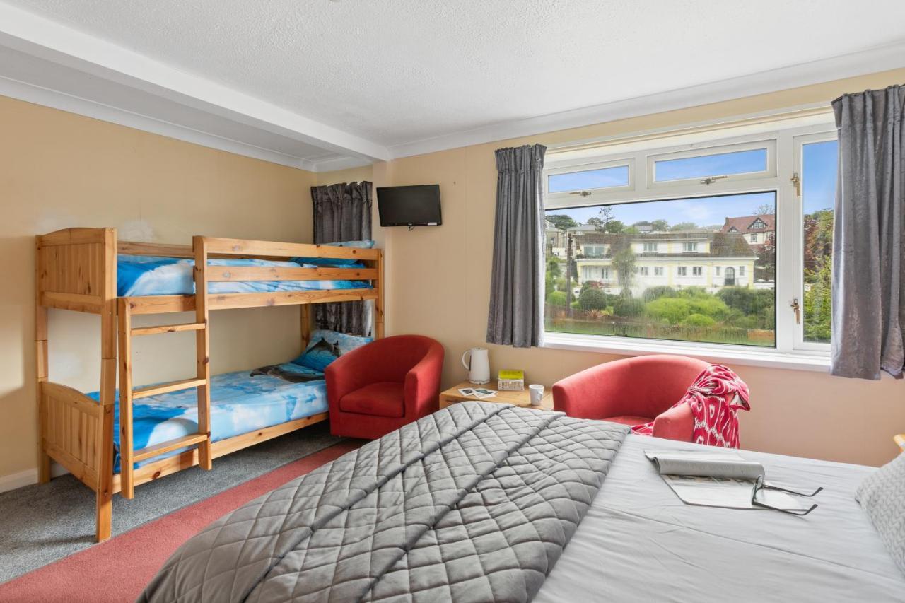 פיינטון Seaways Hotel מראה חיצוני תמונה